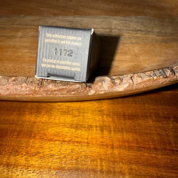 Gucci Gold Skincare Collection - Picture 6 of 7